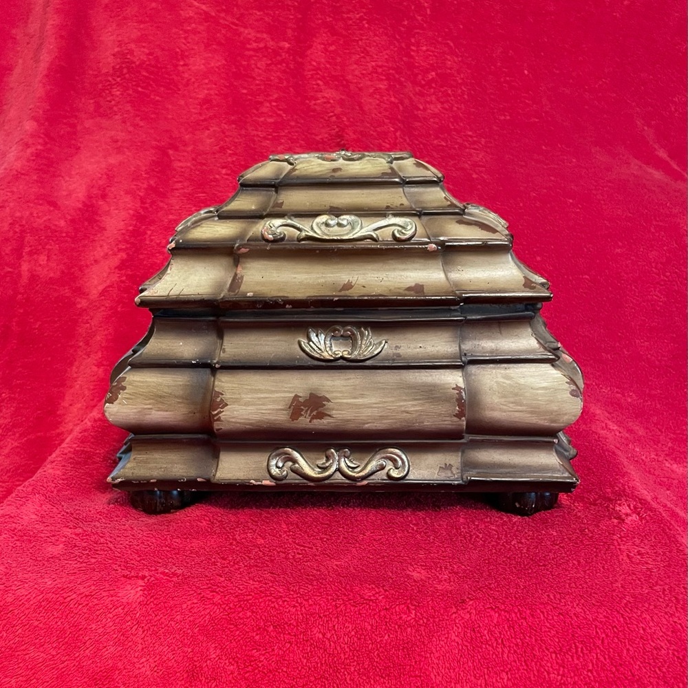 Vintage Style French Trinket Box